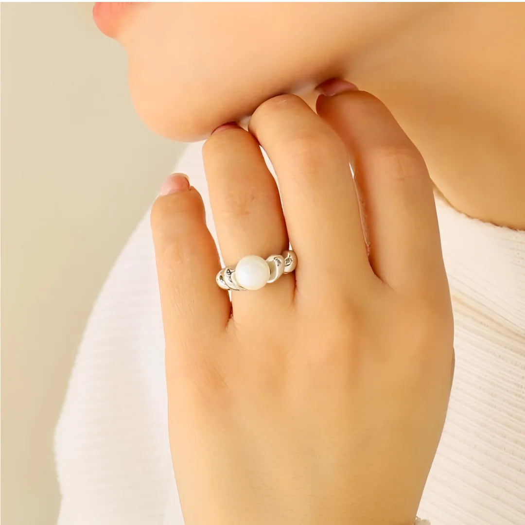 Anillo Trenzado con Perla