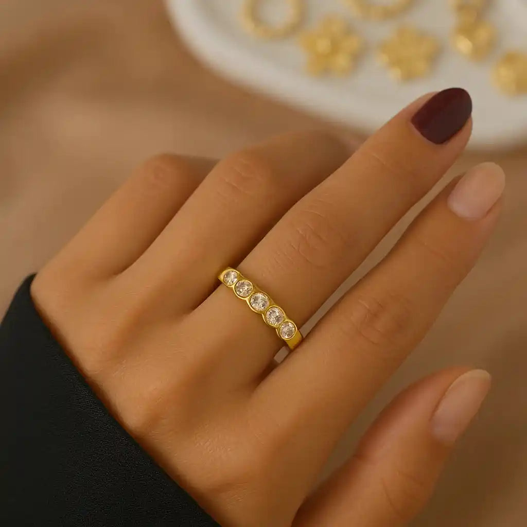 Anillo Delgado Lineal Cristal - Delgado